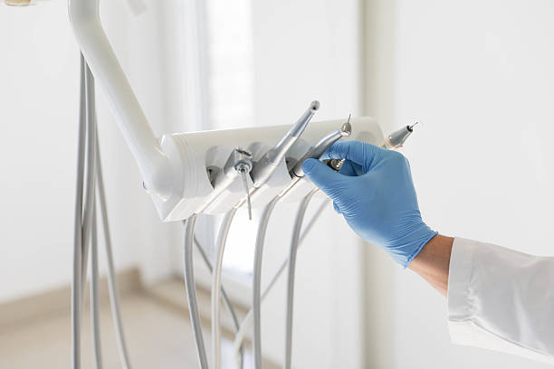 24/7 Emergency Teeth Whitening experts in Long Beach, CA
